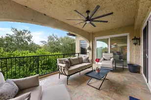 114 Club House Dr, Palm Coast, FL 32137 - Photo 9