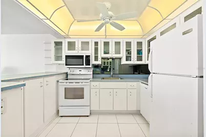 925 N Halifax Avenue #910, Daytona Beach, FL 32118 - Photo 11