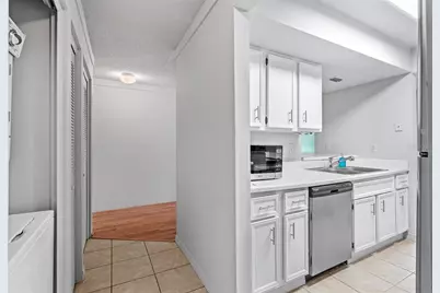 310 Palm Coast Pkwy NE Unit 204 #204, Palm Coast, FL 32137 - Photo 7