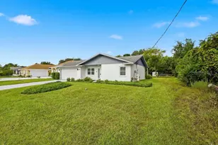 49 Frontier Dr, Palm Coast, FL 32137 - Photo 3