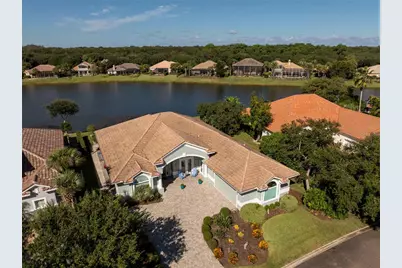 18 Oak View Circle E, Palm Coast, FL 32137 - Photo 1
