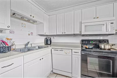 1504 Virginia Avenue #204, Daytona Beach, FL 32114 - Photo 9
