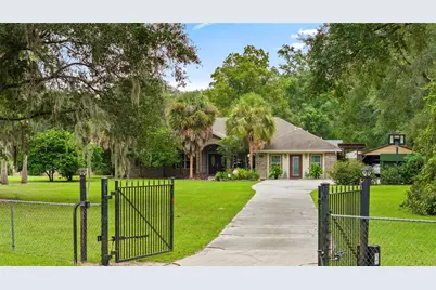 1050 Arthur Moore Drive, Green Cove Springs, FL 32043 - Photo 13