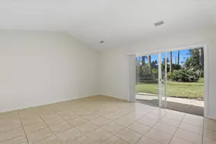 26 Bunker View Dr, Palm Coast, FL 32137 - Photo 7