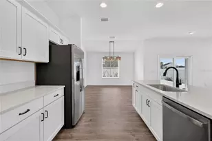 7262 Middleton Dr, Middleton, FL 34762 - Photo 19