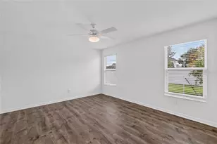 7262 Middleton Dr, Middleton, FL 34762 - Photo 23