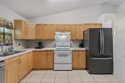 18 Slipper Flower Path E, Palm Coast, FL 32164 - Photo 7
