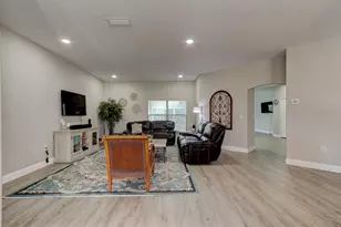 37 Woodlyn Ln, Palm Coast, FL 32164 - Photo 9