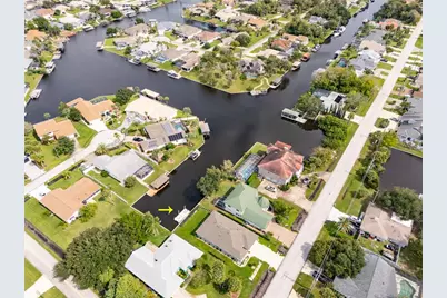 85 S Cimmaron Drive, Palm Coast, FL 32137 - Photo 11