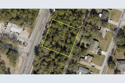 87 Courtland Boulevard, Deltona, FL 32738 - Photo 1