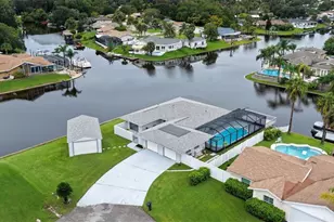 9 Castle Ct, Palm Coast, FL 32137 - Photo 3