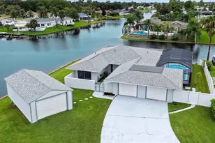 9 Castle Ct, Palm Coast, FL 32137 - Photo 1