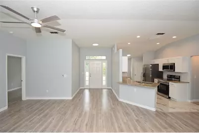 75 Bird Of Paradise Drive, Palm Coast, FL 32137 - Photo 9