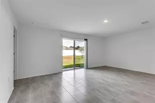 22 Round Tree Dr, Palm Coast, FL 32164 - Photo 11