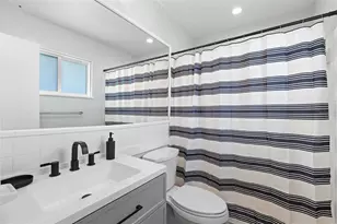 1045 NW 69th Ave, Margate, FL 33063 - Photo 21