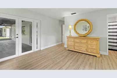 1045 NW 69th Avenue, Margate, FL 33063 - Photo 17