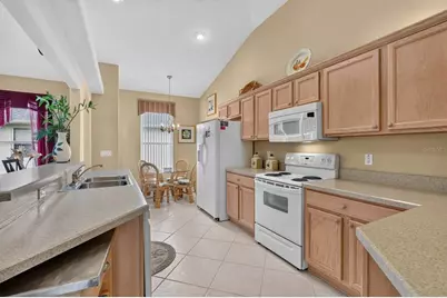 142 Raintree Circle, Palm Coast, FL 32164 - Photo 13