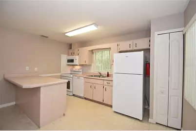 4 Wheeler Place #B, Palm Coast, FL 32164 - Photo 5