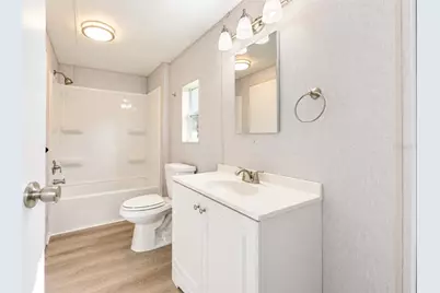 208 Navajo Street, Satsuma, FL 32189 - Photo 17