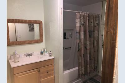 136 S Commercial Street, Coleman, FL 33521 - Photo 9
