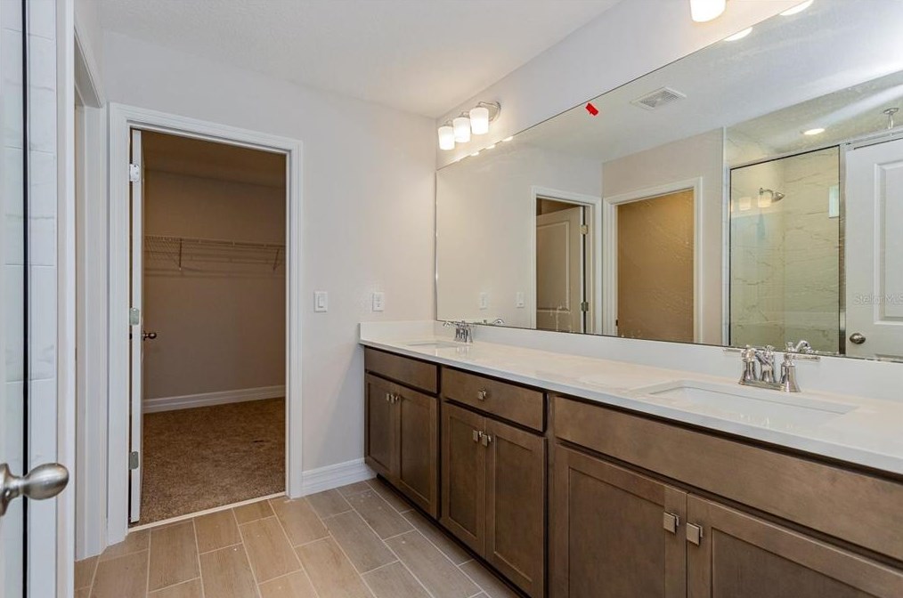 1582 Outback Rd, Saint Cloud FL  34771-7606 exterior