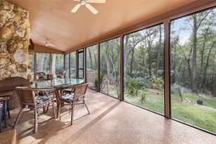 2100 Country Club Dr - Photo 23