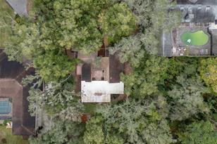 2100 Country Club Dr - Photo 9