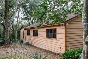 2100 Country Club Dr - Photo 7