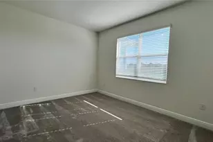 9141 Gulf Hvn Dr, Parrish, FL 34219 - Photo 5