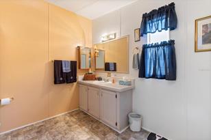 9323 S Longbranch Ave - Photo 11