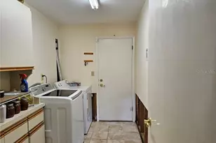 11684 W Sunnybrook Ct, Crystal River, FL 34429 - Photo 17