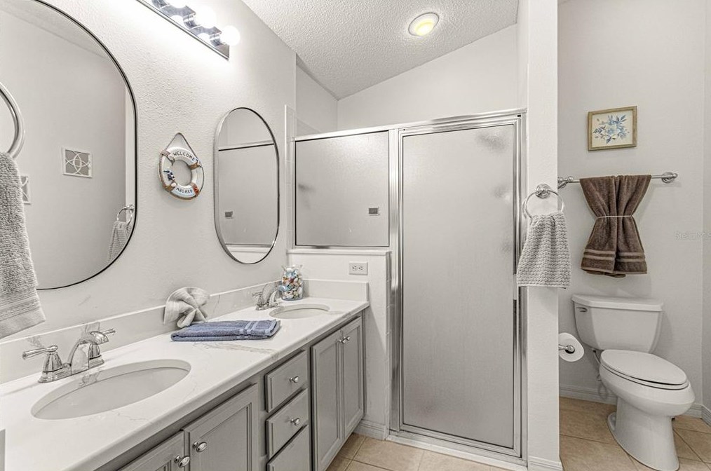 1051 Burnettown Pl, Lady Lake FL  32162-2449 exterior