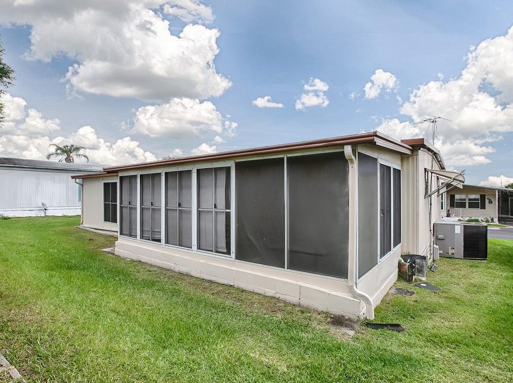 37821 Msn Hl Ave, Zephyrhills FL 33541-4331 exterior