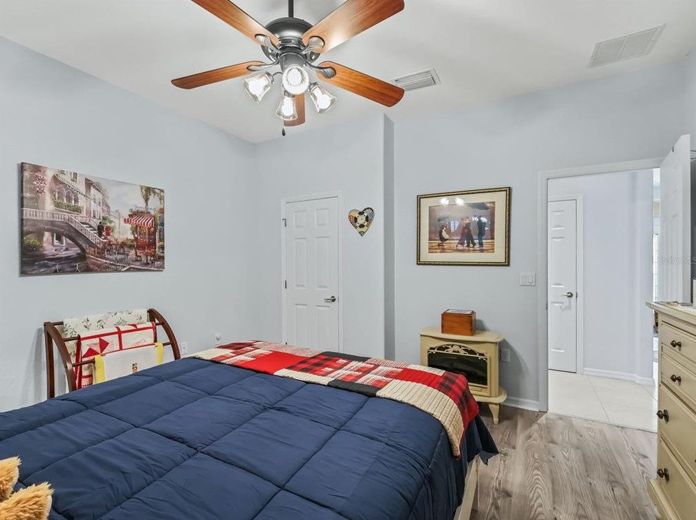 13479 89th Terrace Rd, Summerfield FL  34491-9494 exterior