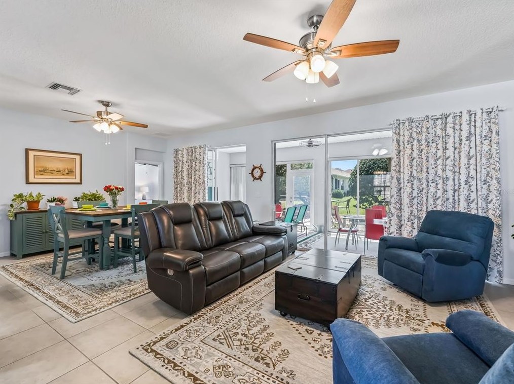 13479 89th Terrace Rd, Summerfield FL  34491-9494 exterior