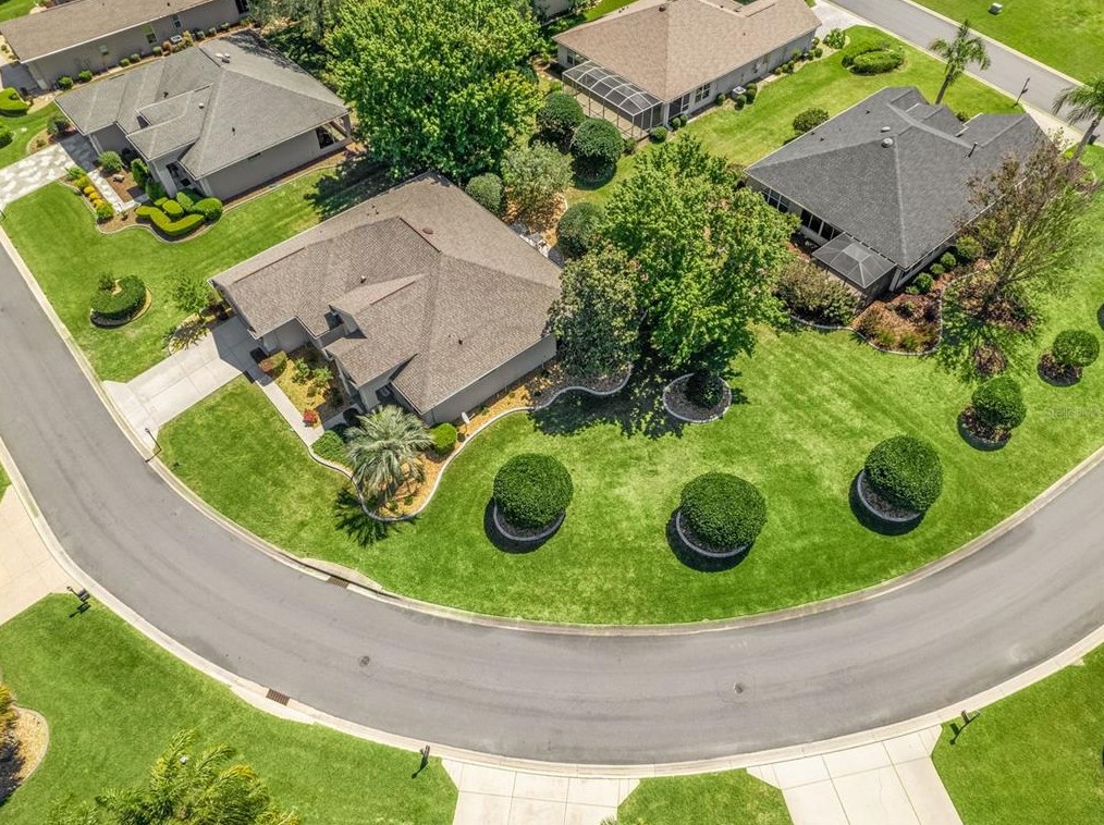 13479 89th Terrace Rd, Summerfield FL  34491-9494 exterior