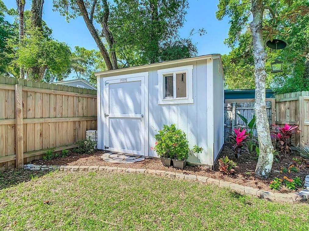 7112 9th St, Tampa FL  33604-5044 exterior