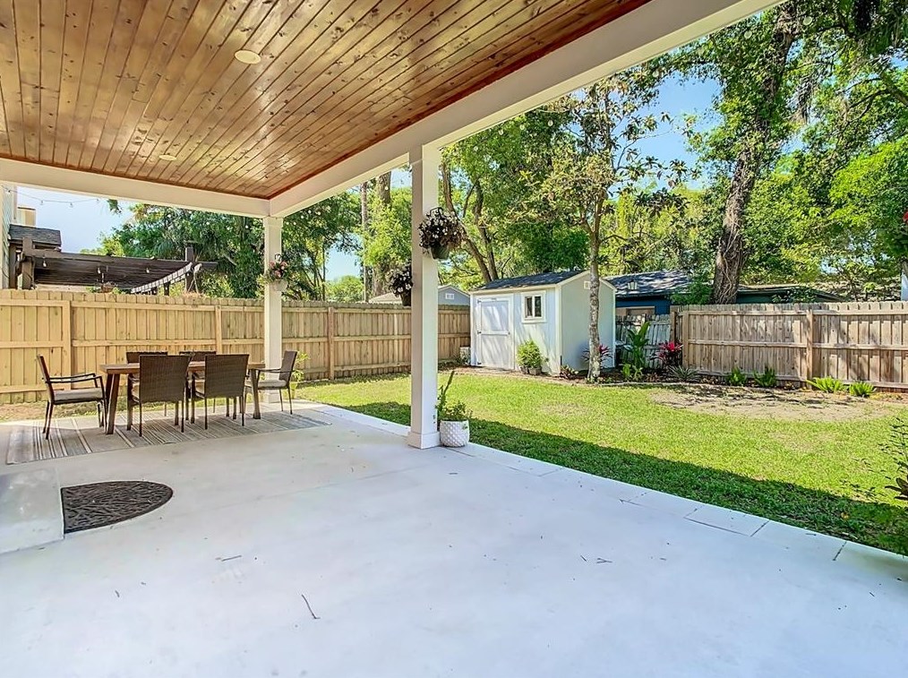 7112 9th St, Tampa FL  33604-5044 exterior