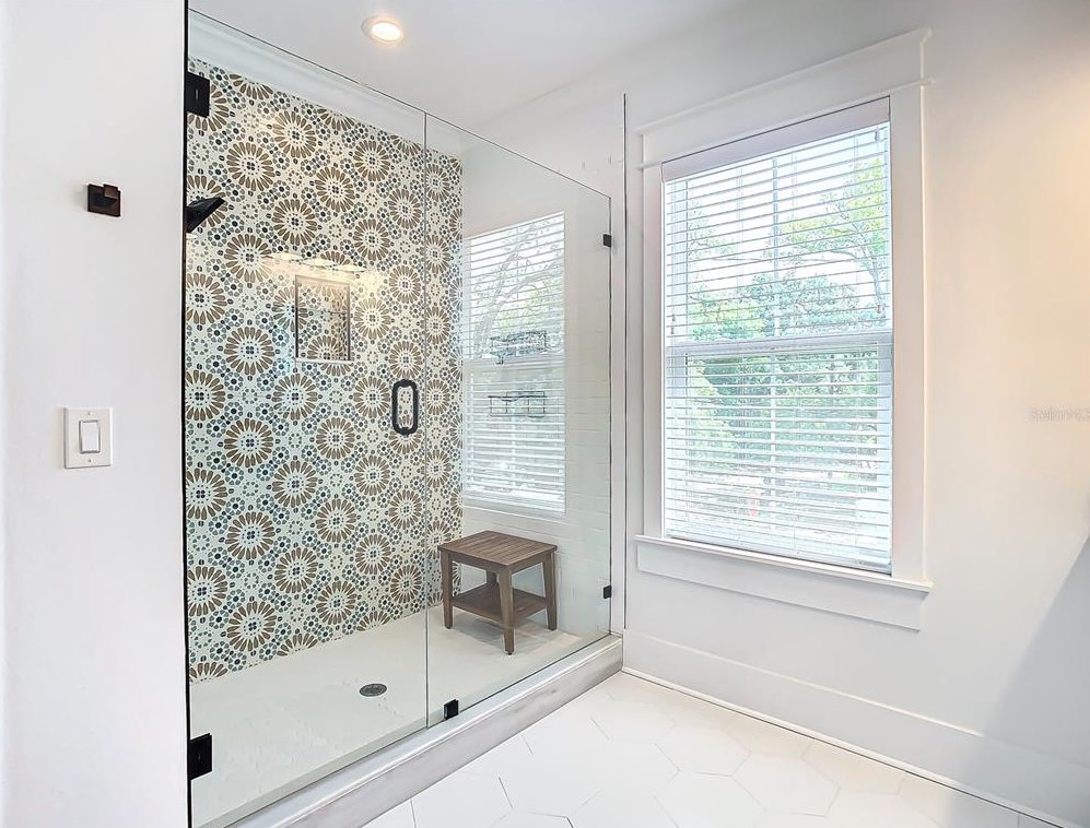 7112 9th St, Tampa FL  33604-5044 exterior