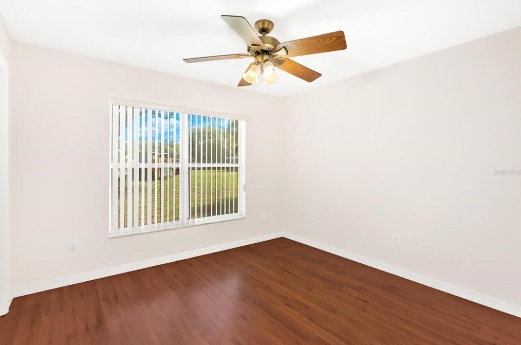 822 Berryhill Cir, Fruitland Park FL  34731-5284 exterior