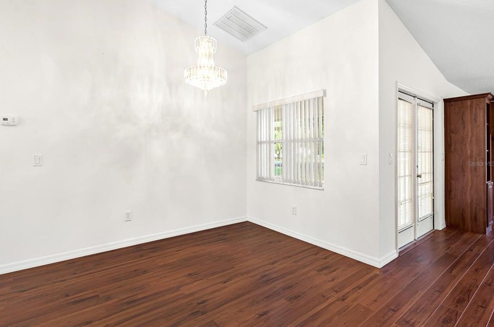 822 Berryhill Cir, Fruitland Park FL  34731-5284 exterior