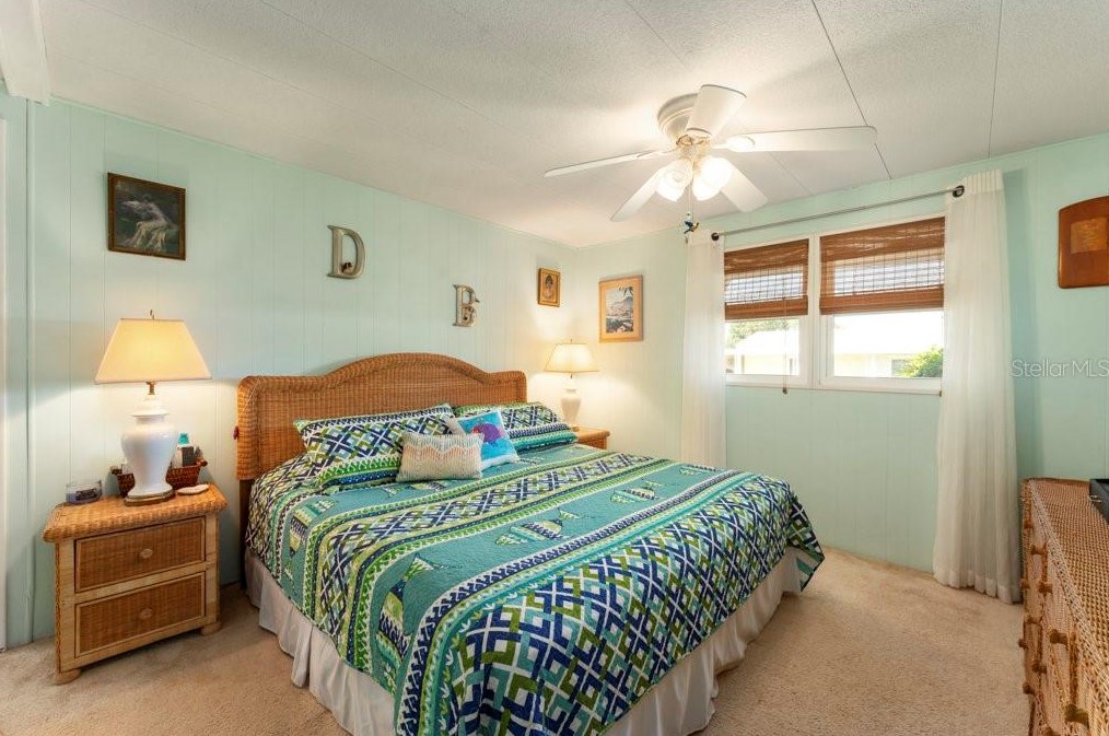 918 Southland Dr, Tavares FL  32778-4549 exterior