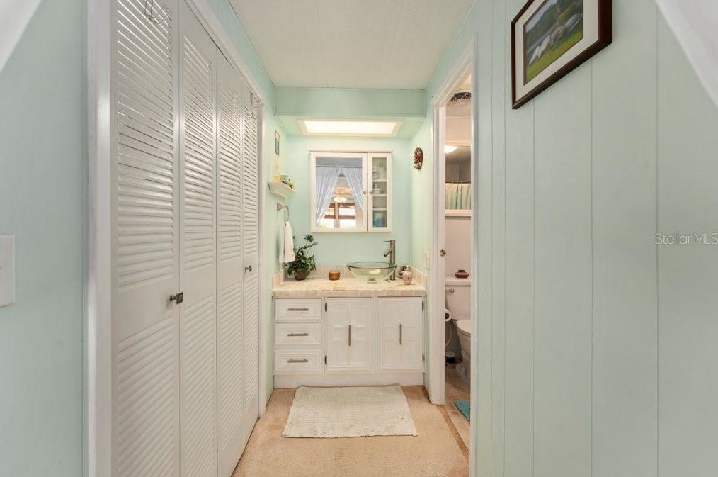 918 Southland Dr, Tavares FL  32778-4549 exterior