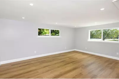 1004 Greenleaf Way, Tarpon Springs, FL 34689 - Photo 11