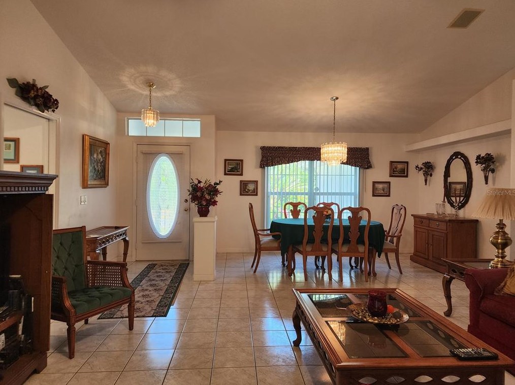 10411 Citrus Spg Blvd, Dunnellon FL 34434-7400 exterior