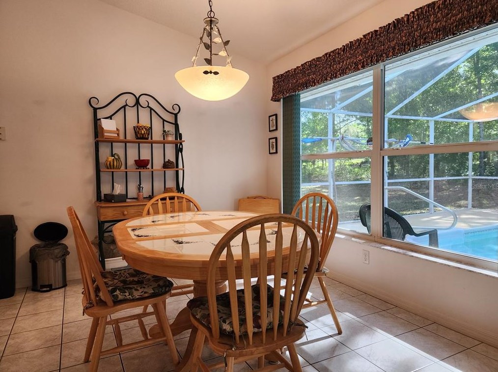 10411 Citrus Spg Blvd, Dunnellon FL 34434-7400 exterior