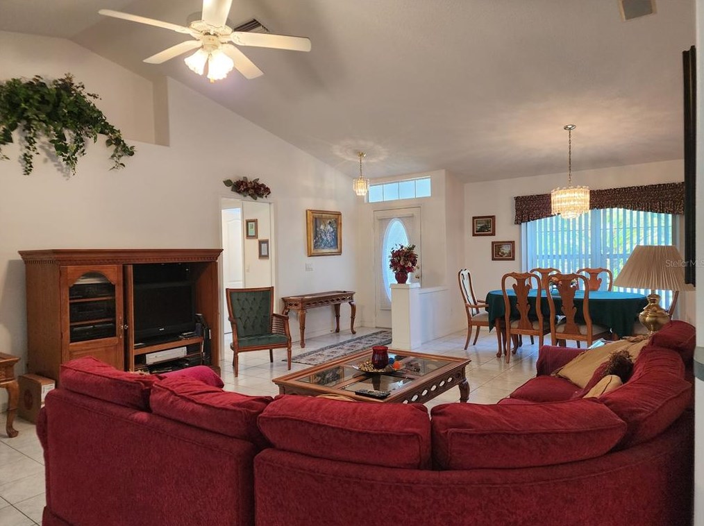 10411 Citrus Spg Blvd, Dunnellon FL 34434-7400 exterior