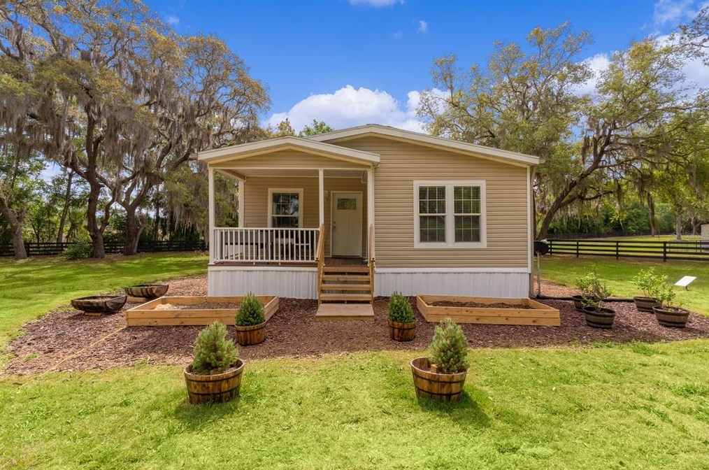 37976 Cherry Lake Rd, Fruitland Park, FL 34731