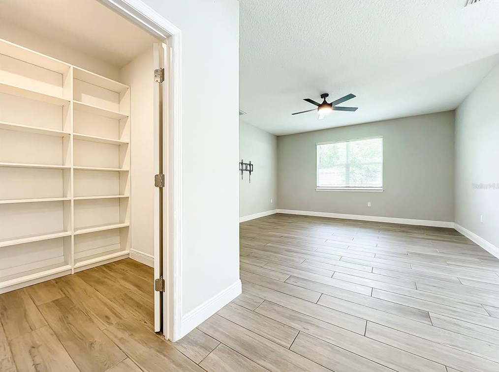 607 Dominish Estates Dr, Apopka FL  32712-3733 exterior