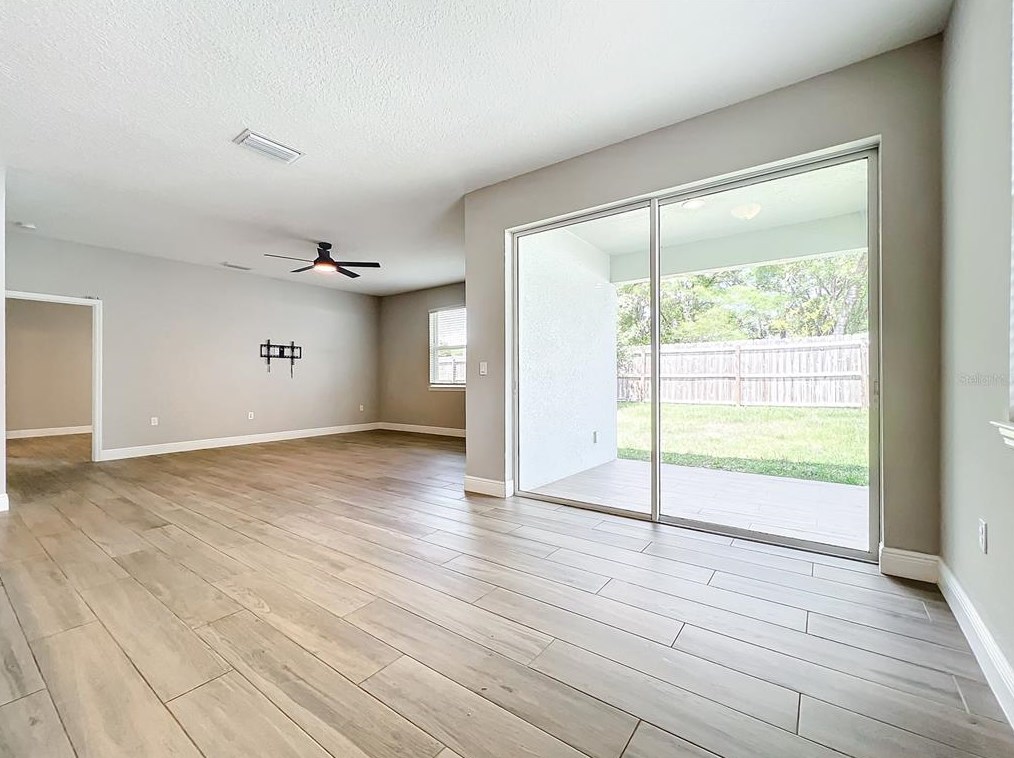 607 Dominish Estates Dr, Apopka FL  32712-3733 exterior